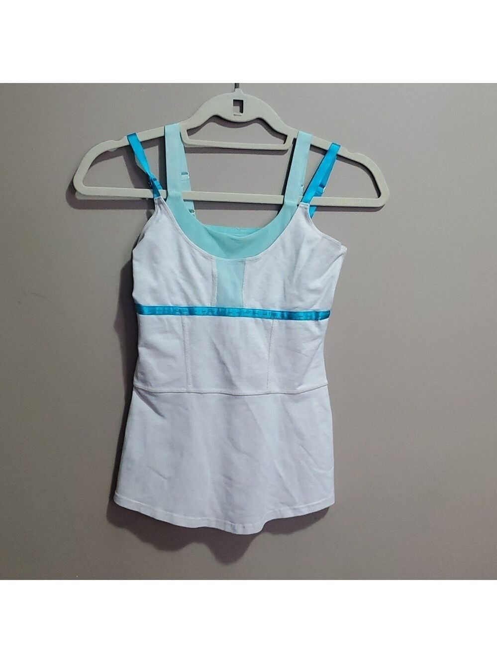 Lululemon double strap tank top size 4